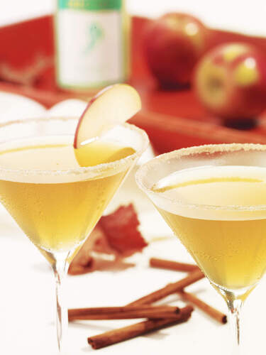Apple Pie Infusion Cocktail Recipe Image
